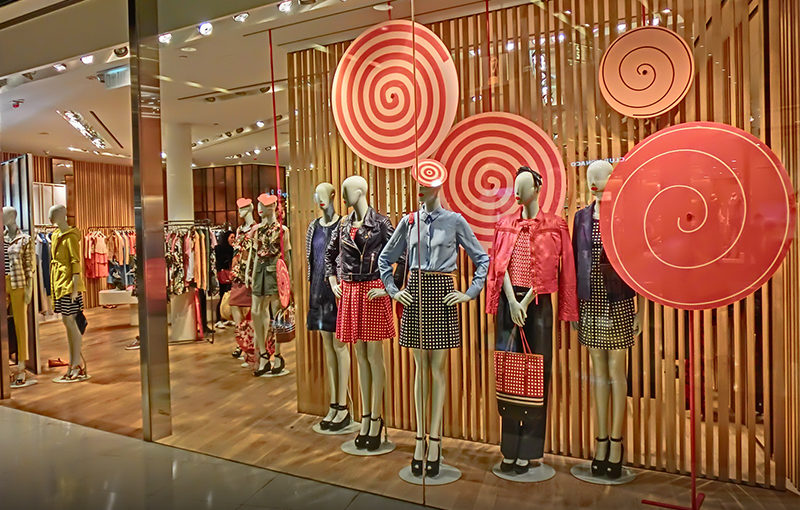 Introduzione – Visual merchandising e prossemica per il Salone: quando il business si mette in vetrina…